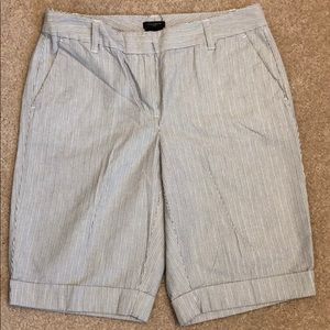 Ann Taylor Shorts sz 4